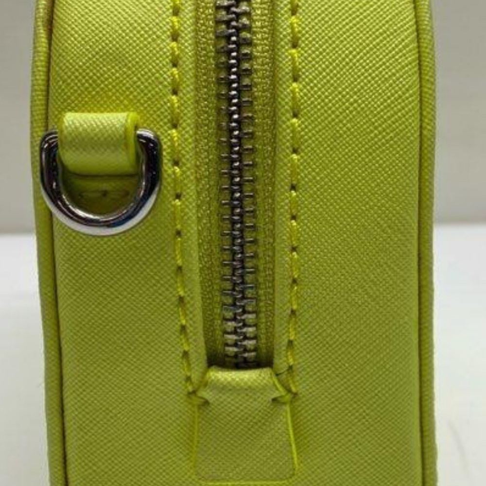 Marc Jacobs Neon Yellow Mini Bag NWT - Picture 2 of 6